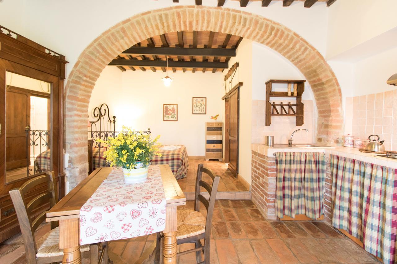Fattoria Il Bruco Villa Pila  ภายนอก รูปภาพ