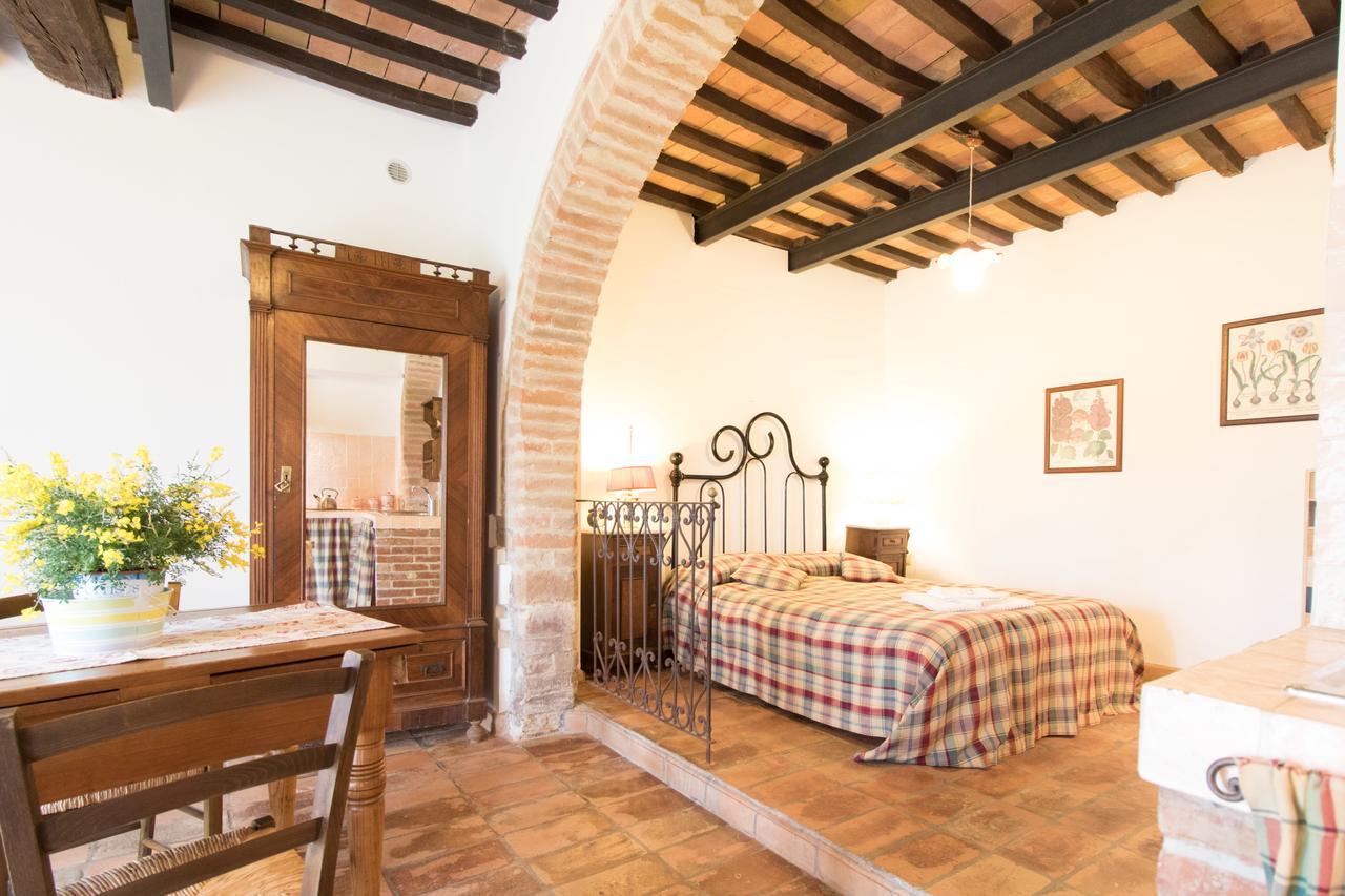 Fattoria Il Bruco Villa Pila  ภายนอก รูปภาพ